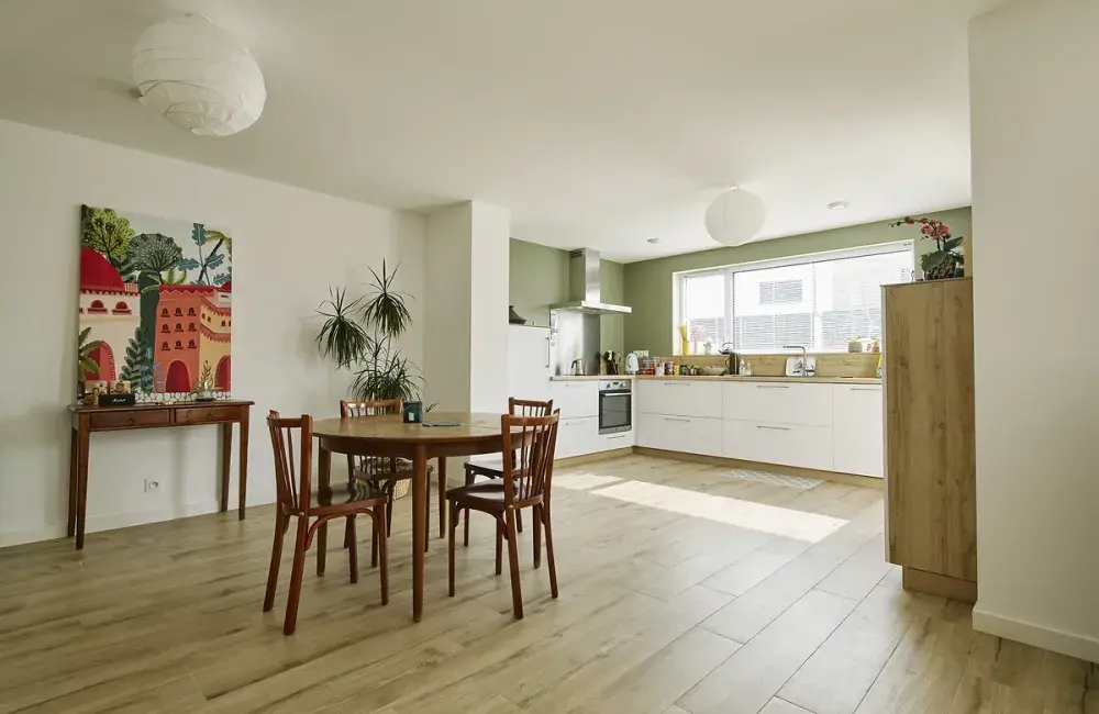 salle a manger maison sur mesure bois enduit saint nazaire
